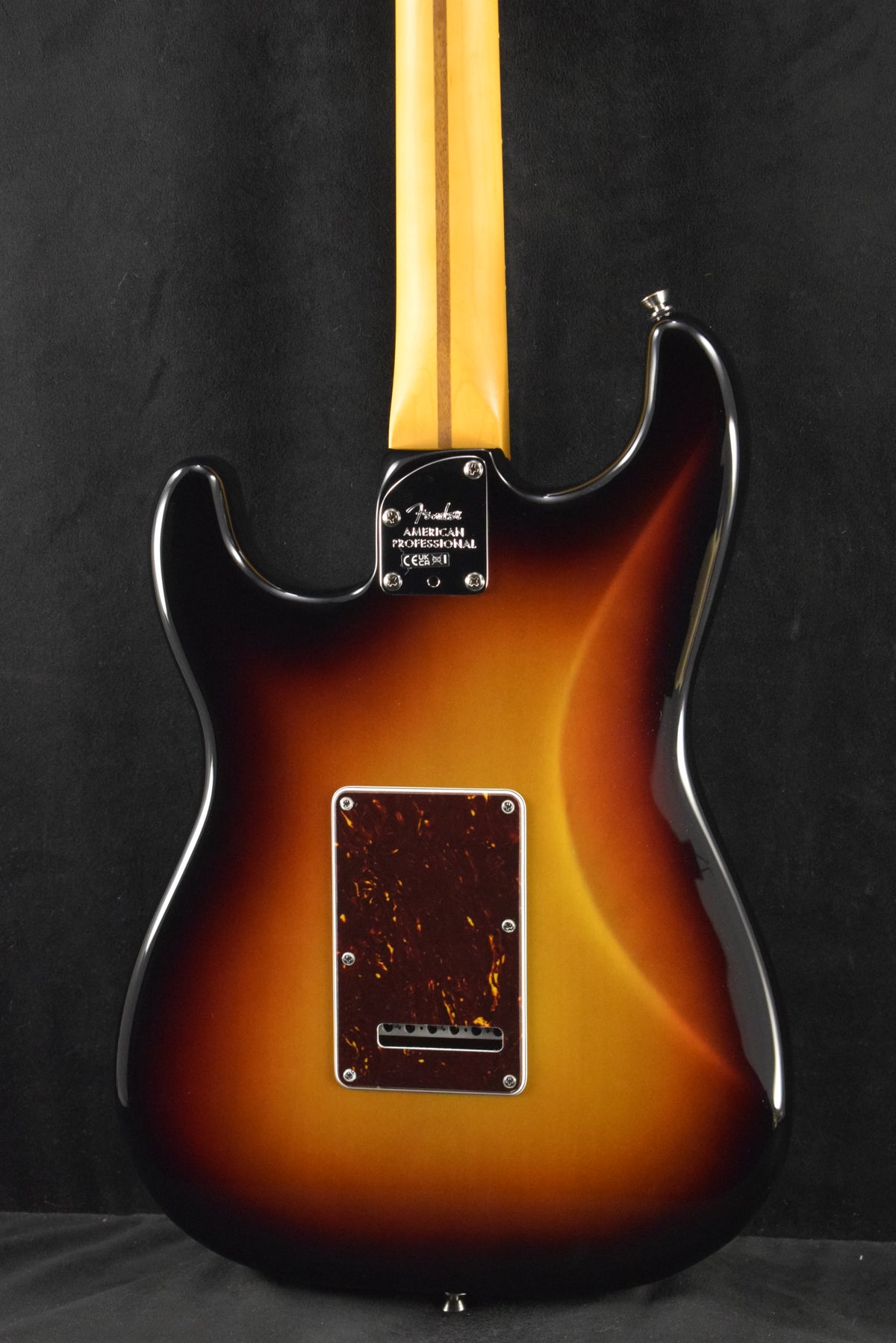 Fender American Professional Stratocaster HSS 3-Color Sunburst Rosewood Fingerboard