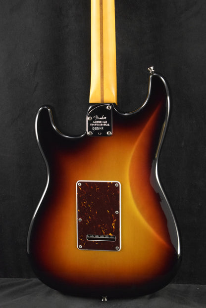 Fender American Professional Stratocaster HSS 3-Color Sunburst Rosewood Fingerboard