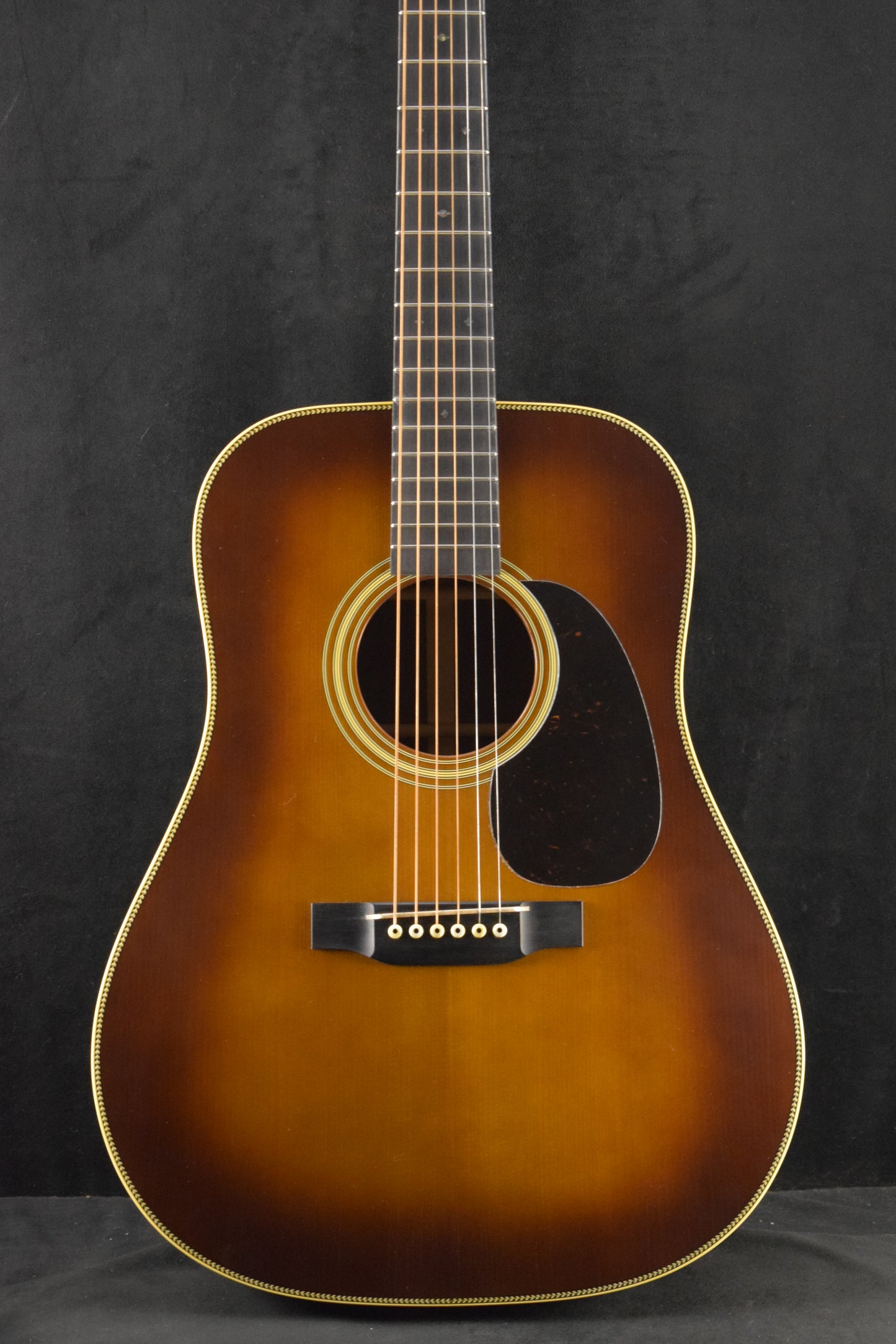Martin Custom Shop D-28 Authentic 1937 Stage 1 Aging Ambertone