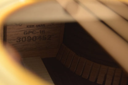 Martin GPC-16E Grand Performance (000 Depth) Acoustic Electric Natural