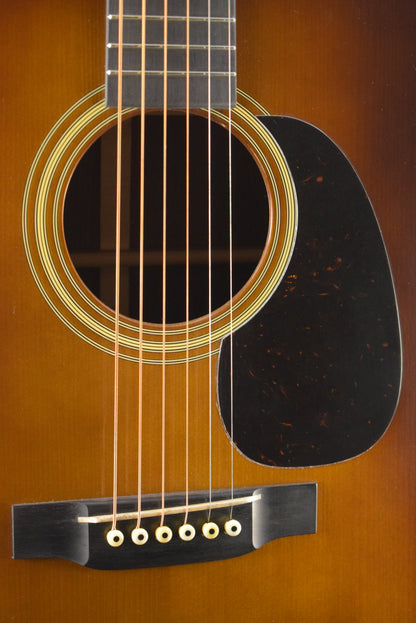 Martin Custom Shop D-28 Authentic 1937 Stage 1 Aging Ambertone