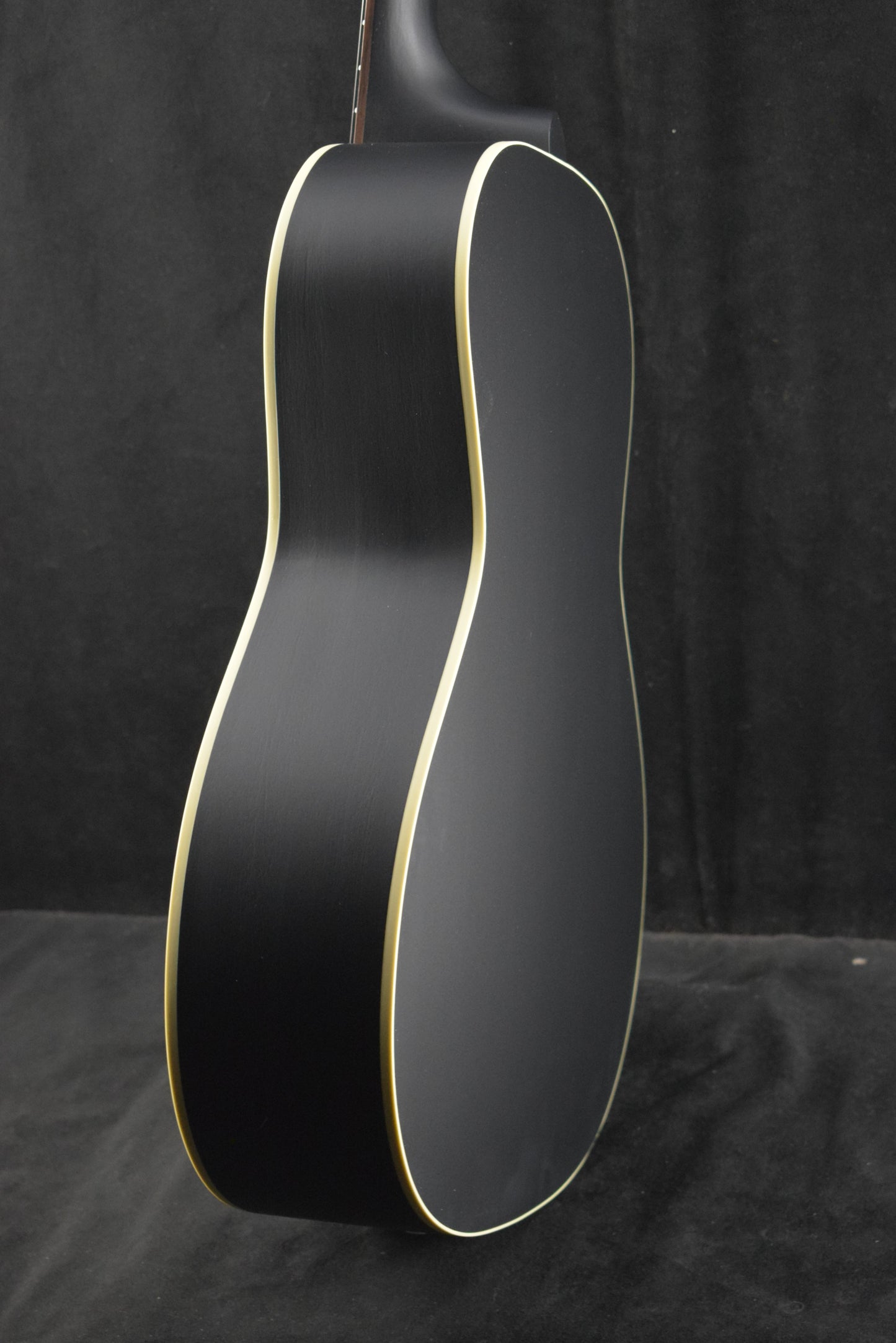 Gibson L-00 Century 12-Fret Ebony
