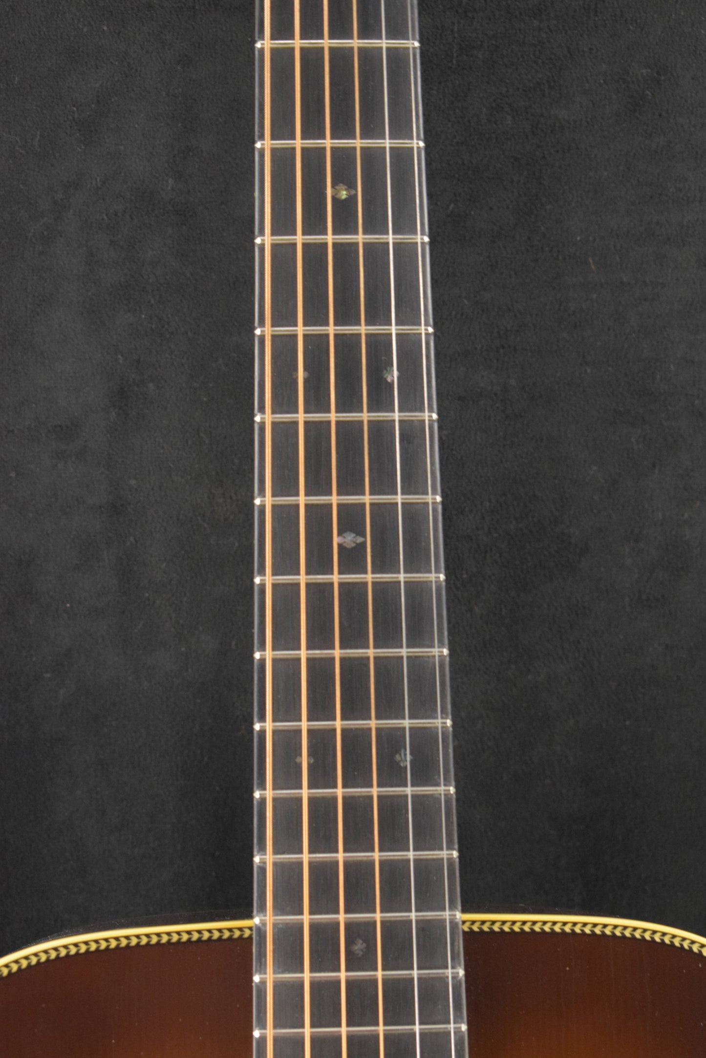Martin Custom Shop D-28 Authentic 1937 Stage 1 Aging Ambertone