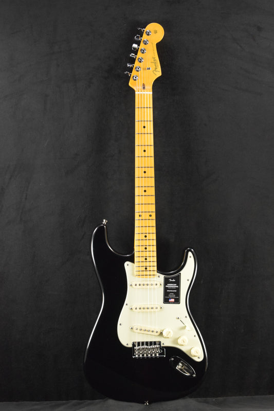 Fender American Professional Stratocaster Black Maple Fingerboard