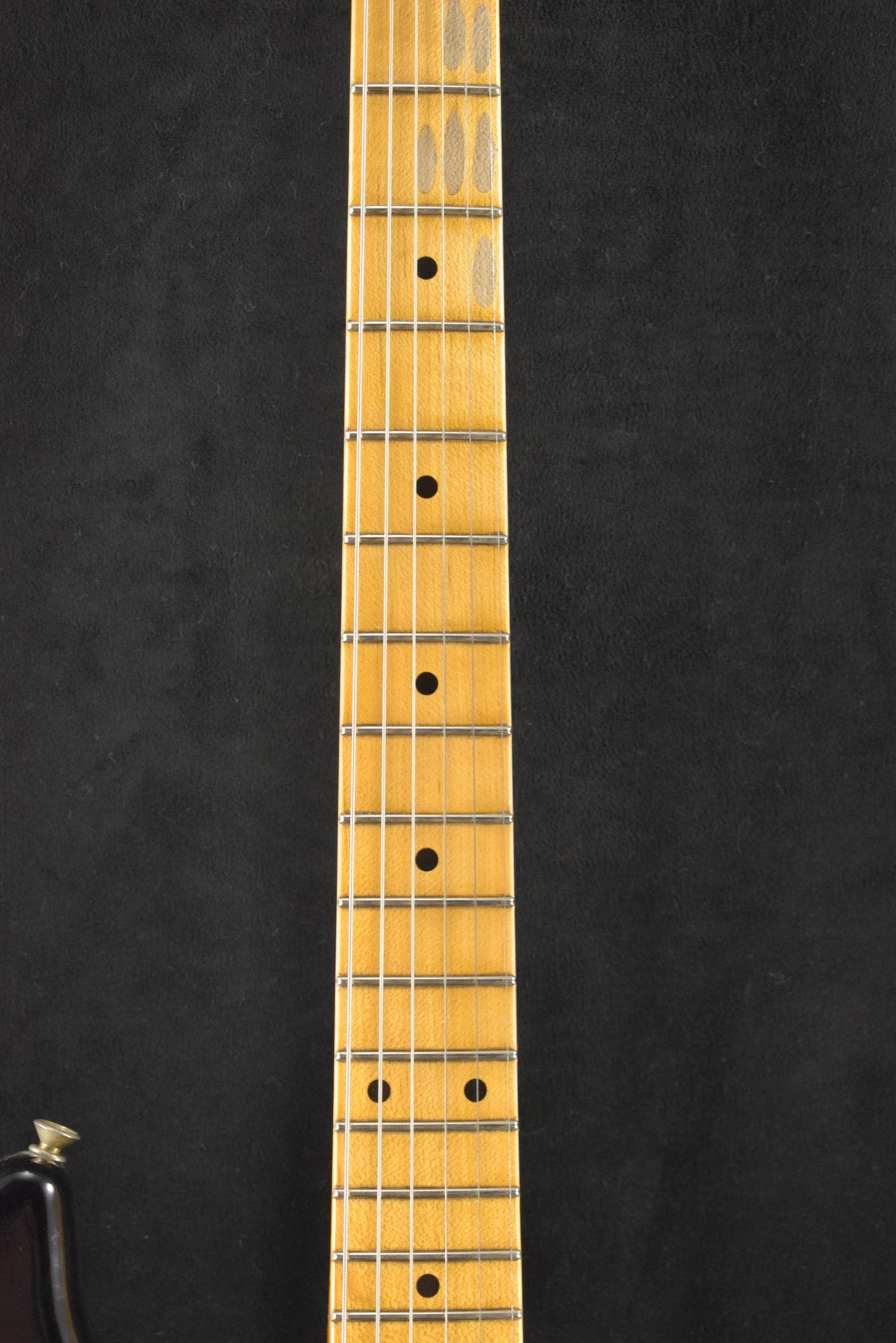 Fender Limited Edition 70th Anniversary 1954 Stratocaster Journeyman Relic Wide-Fade 2-Color Sunburst