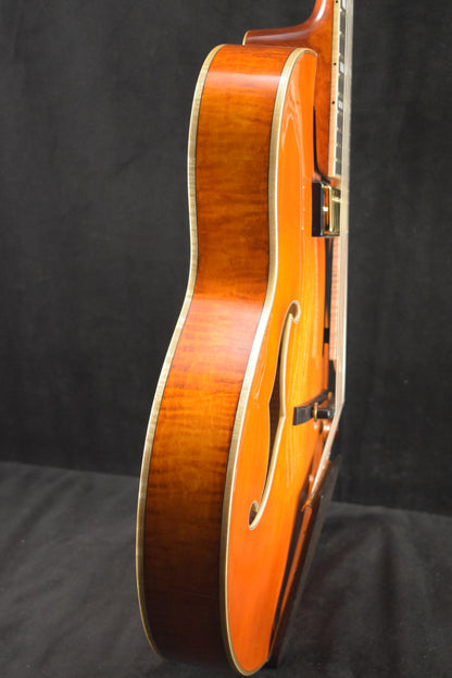 Eastman AR580CE-HB Archtop Honeyburst