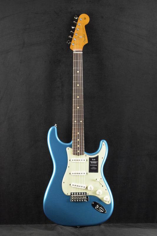 Fender Vintera II '60s Stratocaster Lake Placid Blue Rosewood Fingerboard