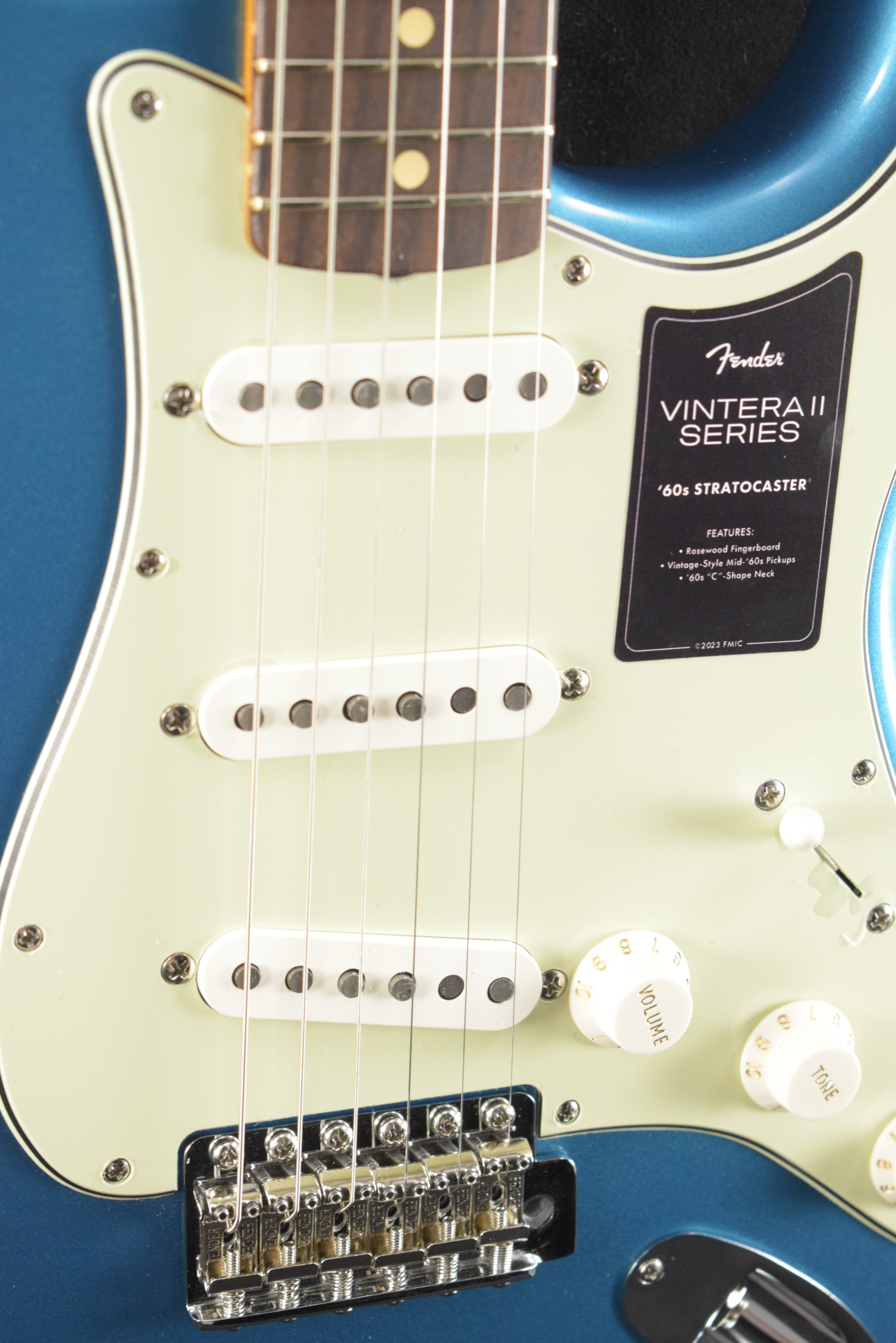 Fender Vintera II '60s Stratocaster Lake Placid Blue Rosewood