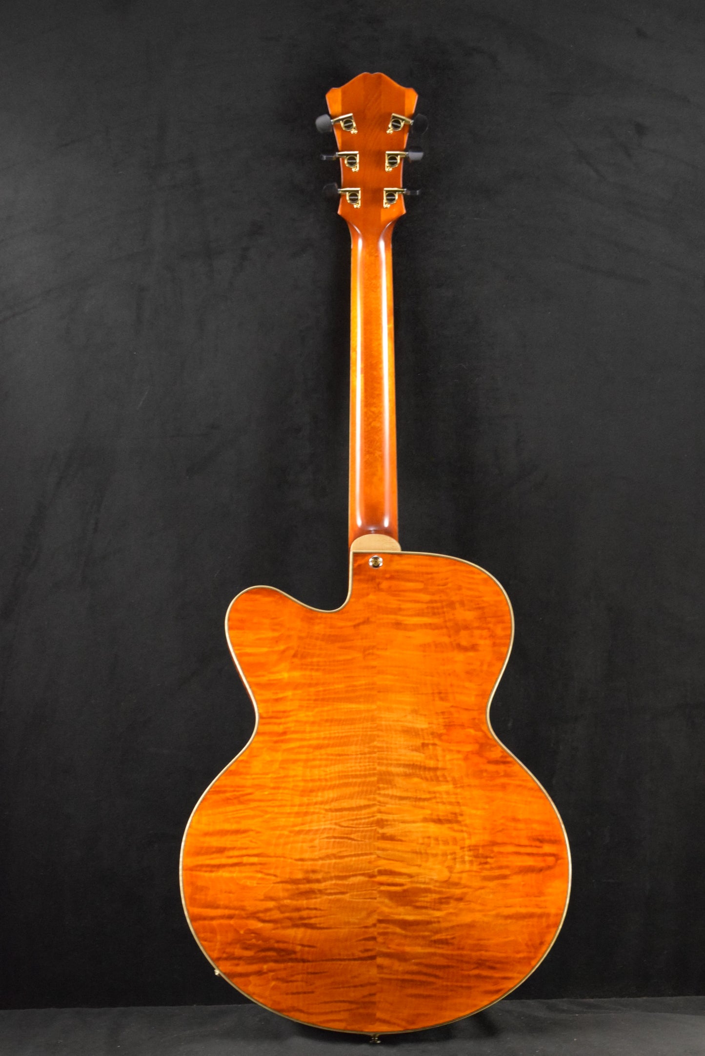 Eastman AR580CE-HB Archtop Honeyburst