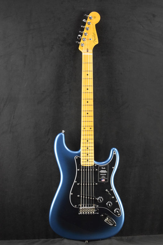Fender American Professional Stratocaster Dark Night Maple Fingerboard