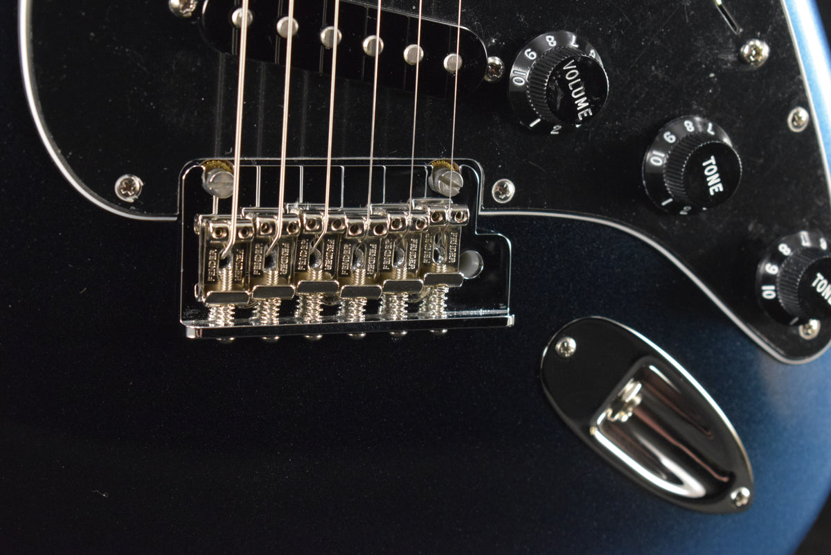 Fender American Professional Stratocaster Dark Night Maple Fingerboard