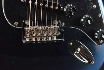 Fender American Professional Stratocaster Dark Night Maple Fingerboard