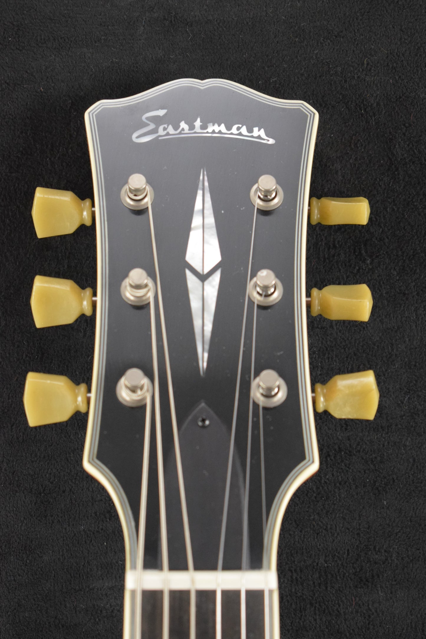 Eastman SB54/TV-GD-LTD Limited Edition Goldtop Truetone Vintage Gloss