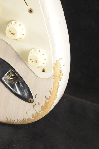 Fender Custom Shop 1957 Stratocaster Relic Aged White Blonde