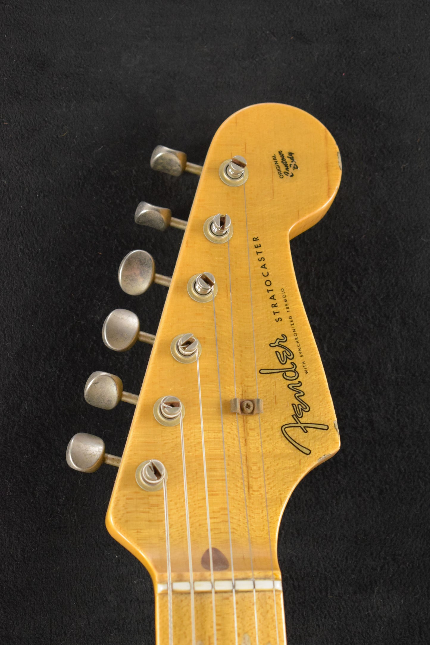 Fender Custom Shop 1957 Stratocaster Relic Aged White Blonde