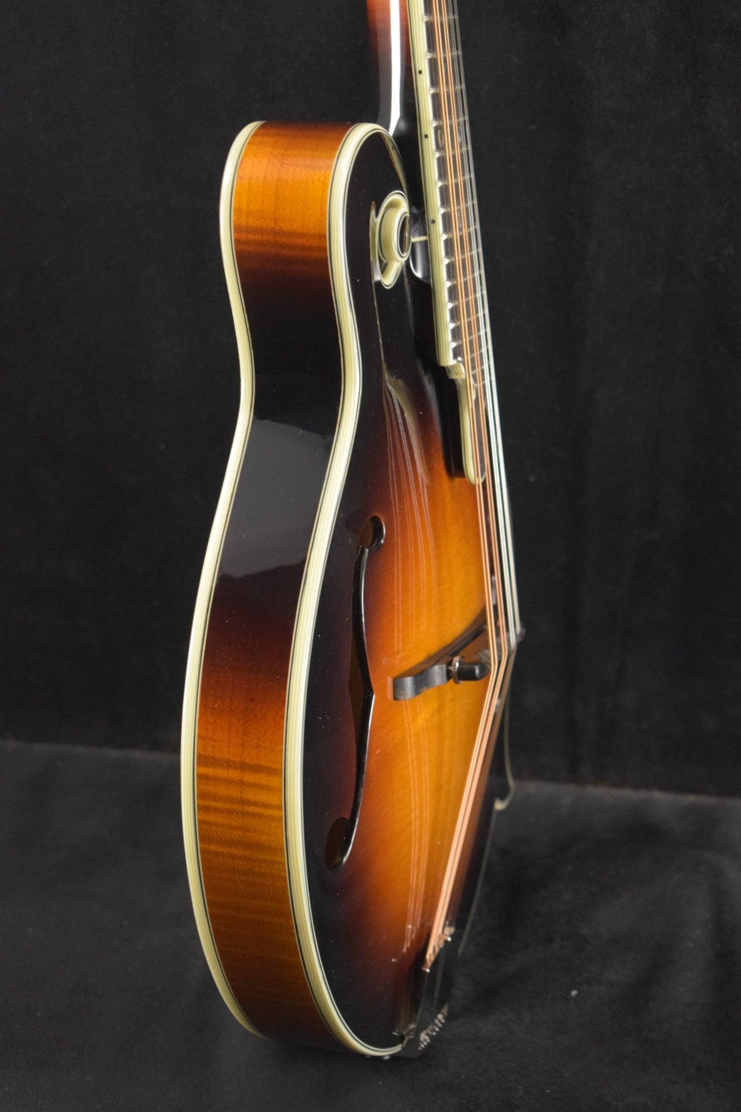 Eastman MD815-SB F-Style F-Hole Mandolin Sunburst Finish