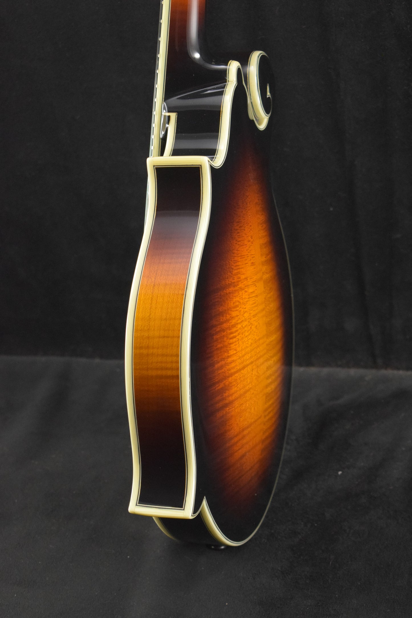 Eastman MD815-SB F-Style F-Hole Mandolin Sunburst Finish