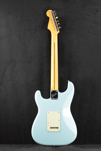 Fender Limited Edition American Professional Classic Stratocaster featuring the Fender Silent System Daphne Blue