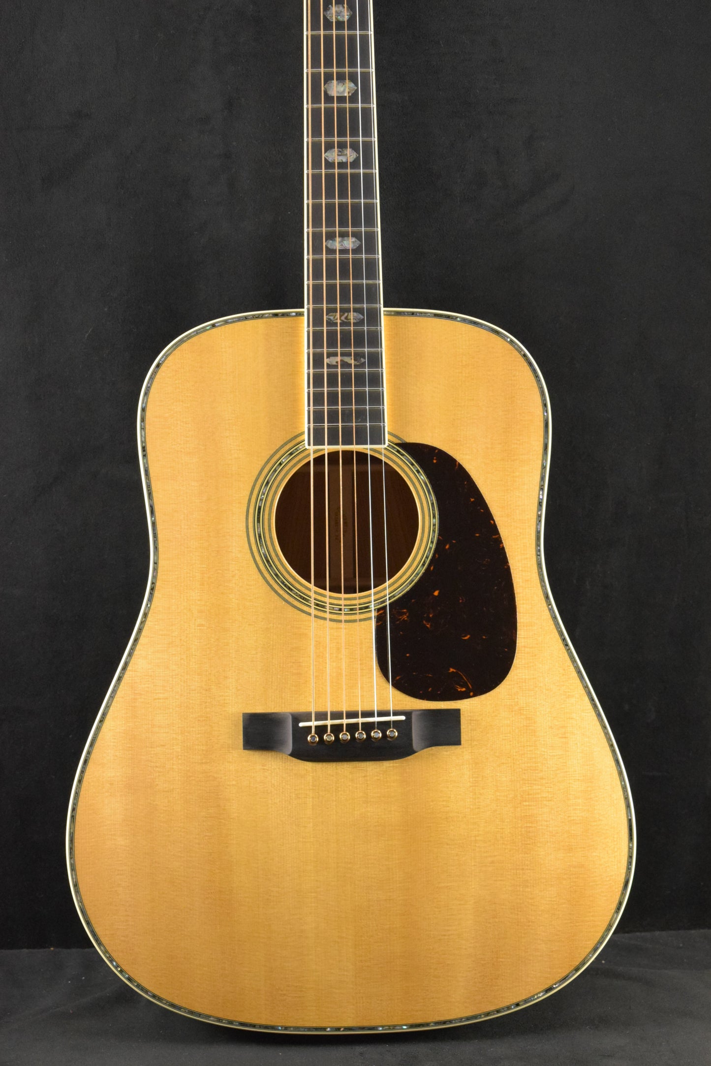 Martin Custom Shop Dreadnought Guatemalan Rosewood Natural