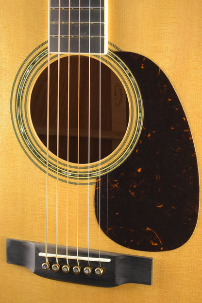 Martin Custom Shop Dreadnought Guatemalan Rosewood Natural