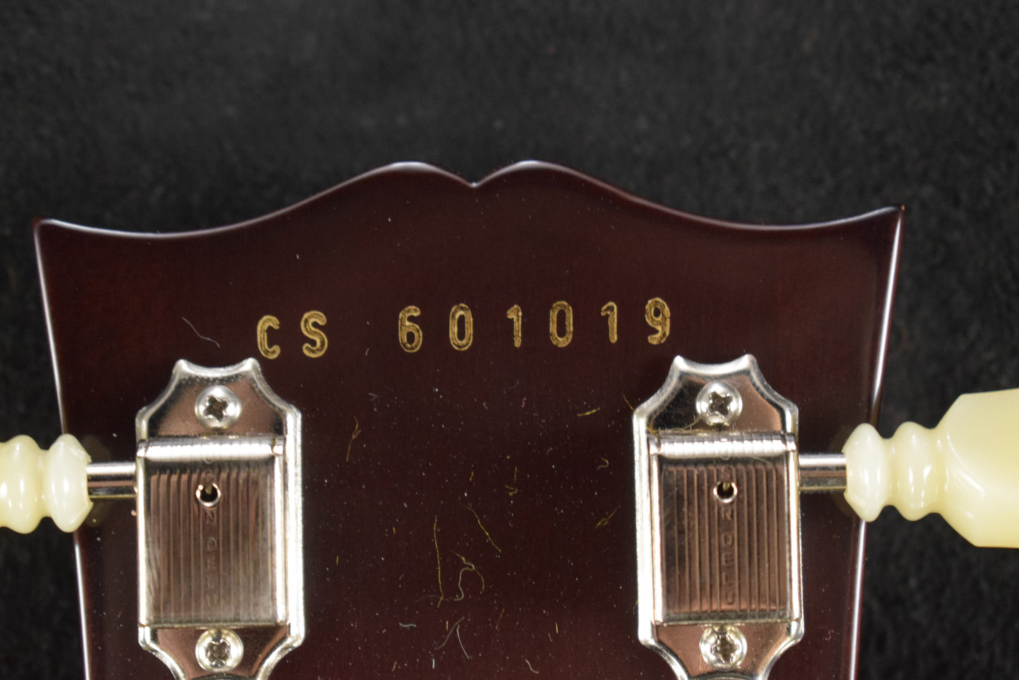 Gibson Custom LE 1976 Les Paul Deluxe Reissue VOS Red Sparkle Top