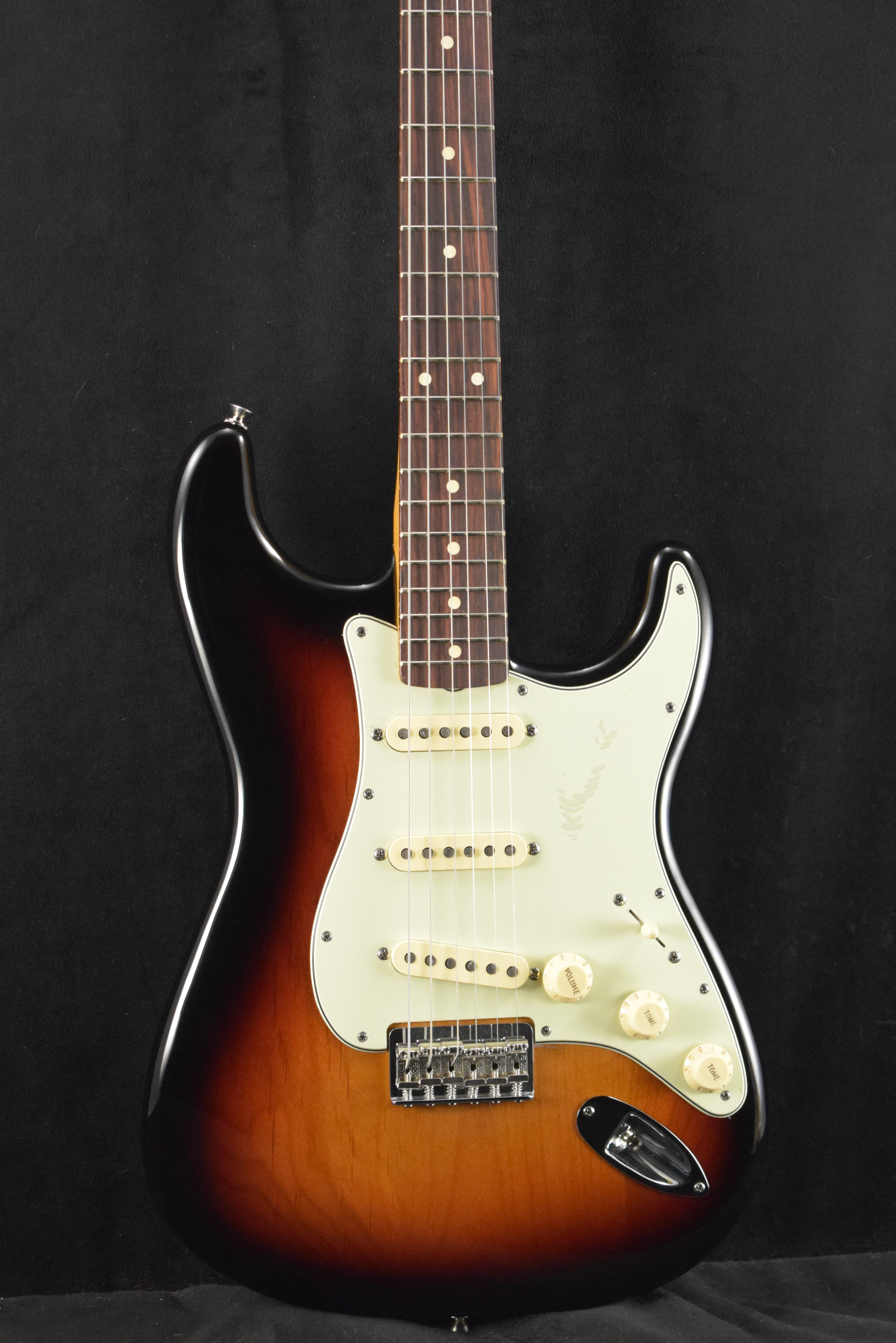 Fender Robert Cray Stratocaster 3-Color Sunburst Rosewood