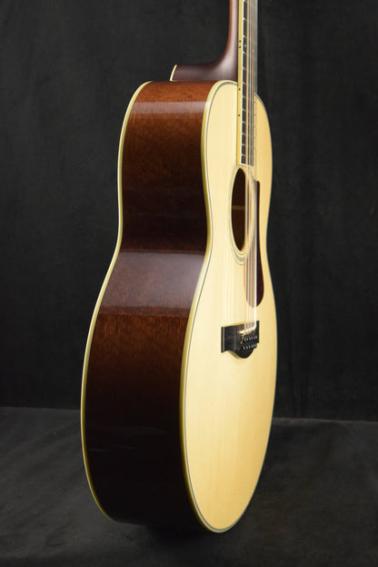 Eastman AC330E-12 12-String Jumbo Natural Truetone Gloss