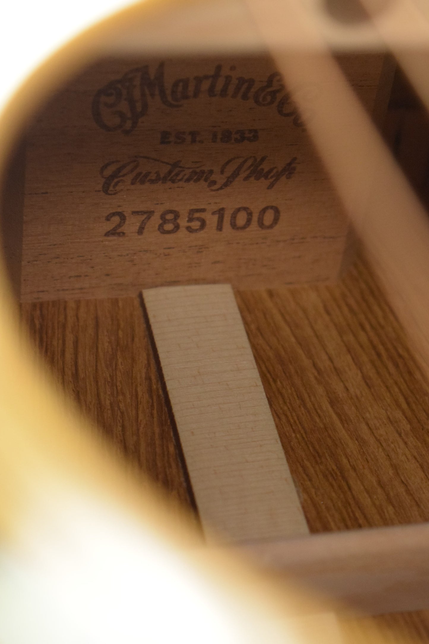 Martin Custom Shop Dreadnought Guatemalan Rosewood Natural