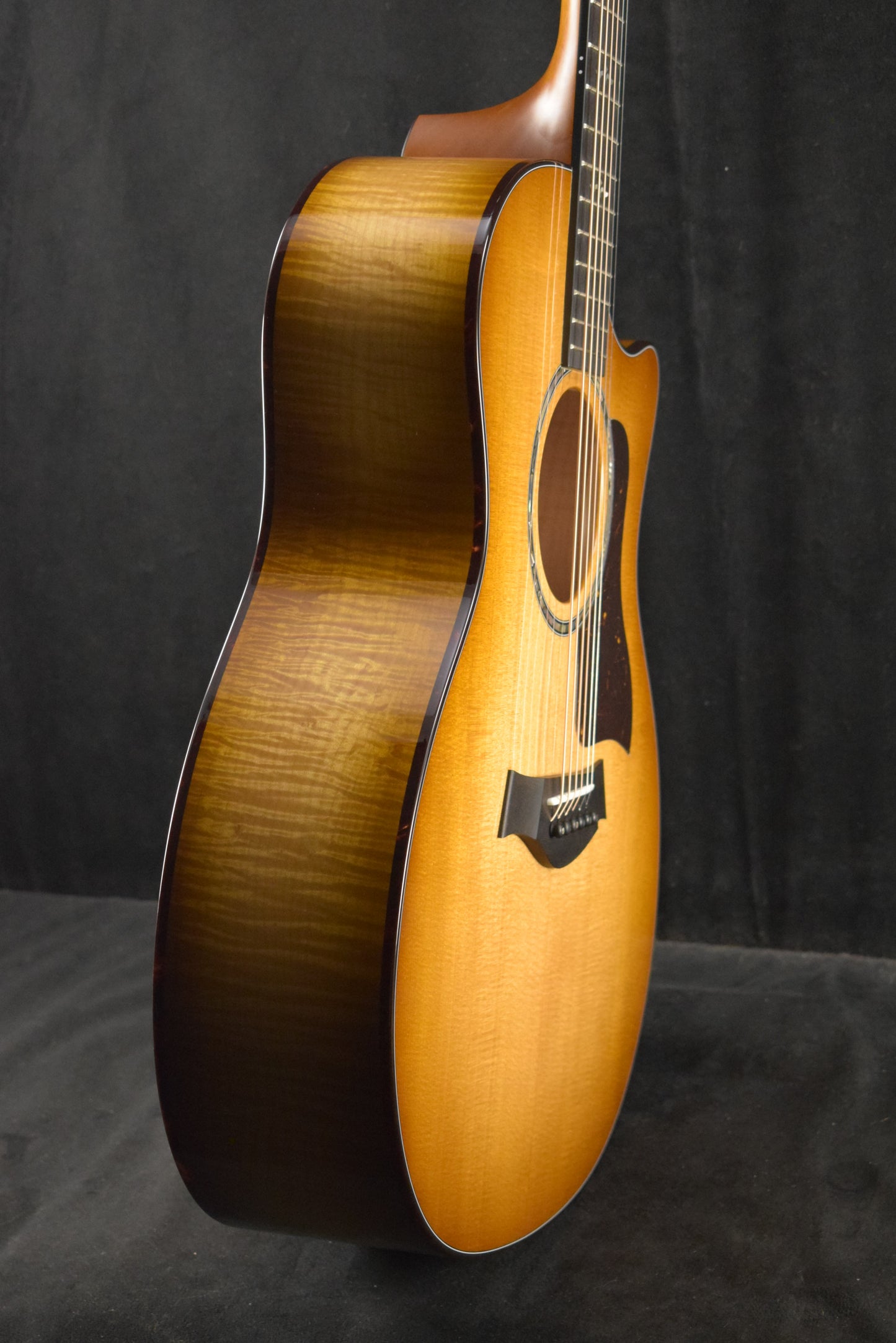 Taylor Next Generation 614ce Antique Blond