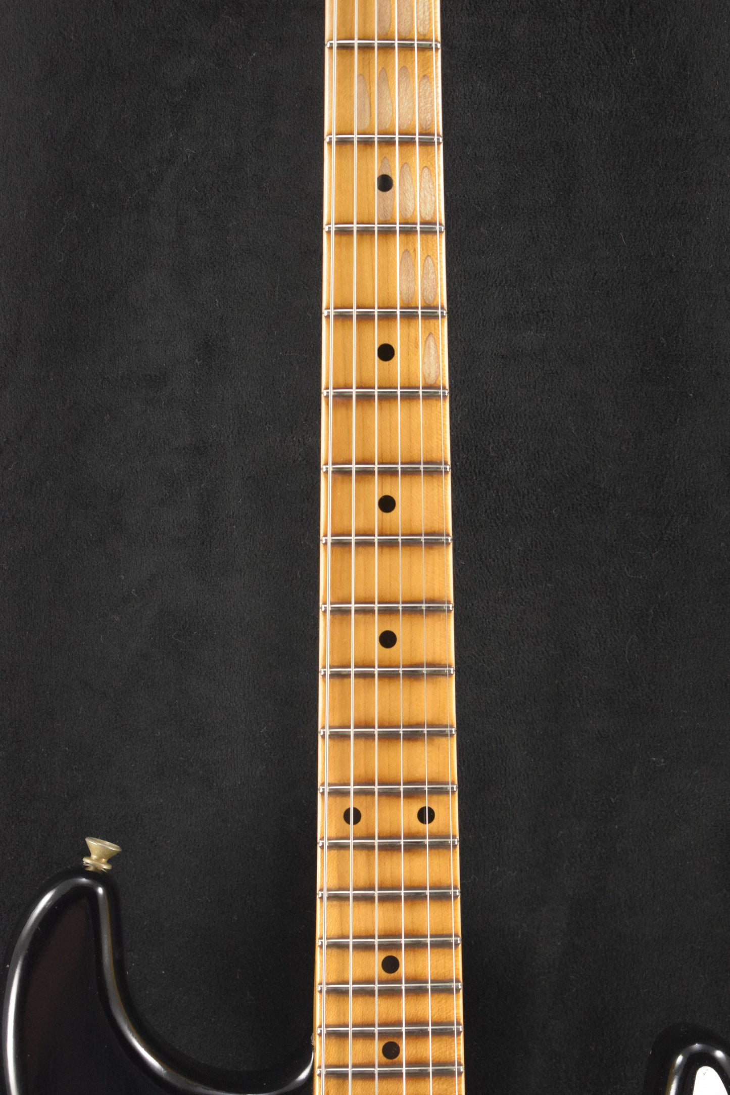 Fender Limited Edition 70th Anniversary 1954 Stratocaster Relic Wide-Fade 2-Color Sunburst