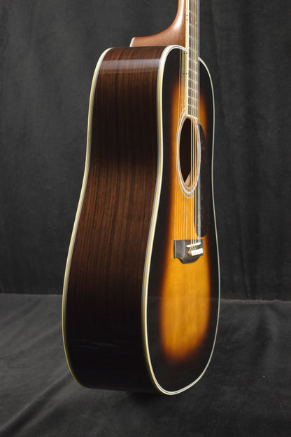 Martin D-35 1935 Sunburst