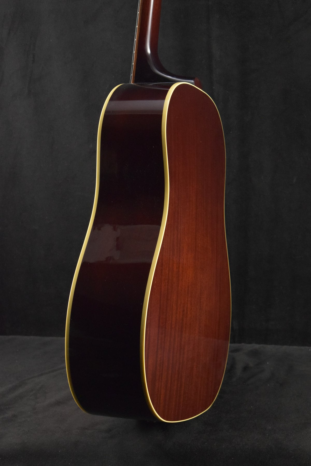 Gibson J-45 60s Original with HiFi DNA Fixed Bridge Vintage Cherry Sunburst