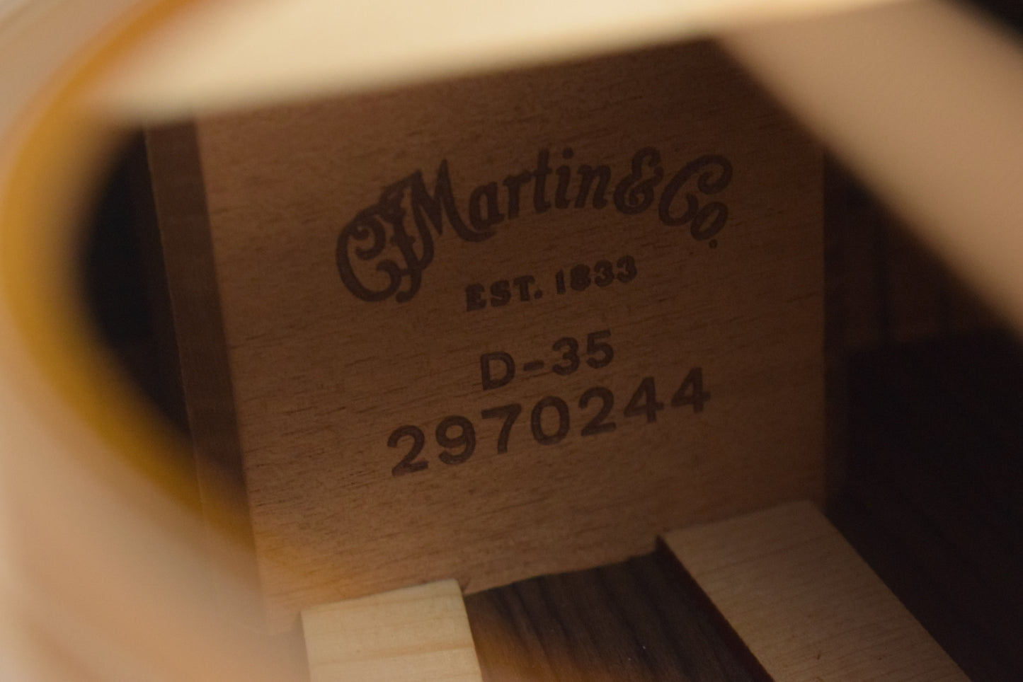 Martin D-35 1935 Sunburst