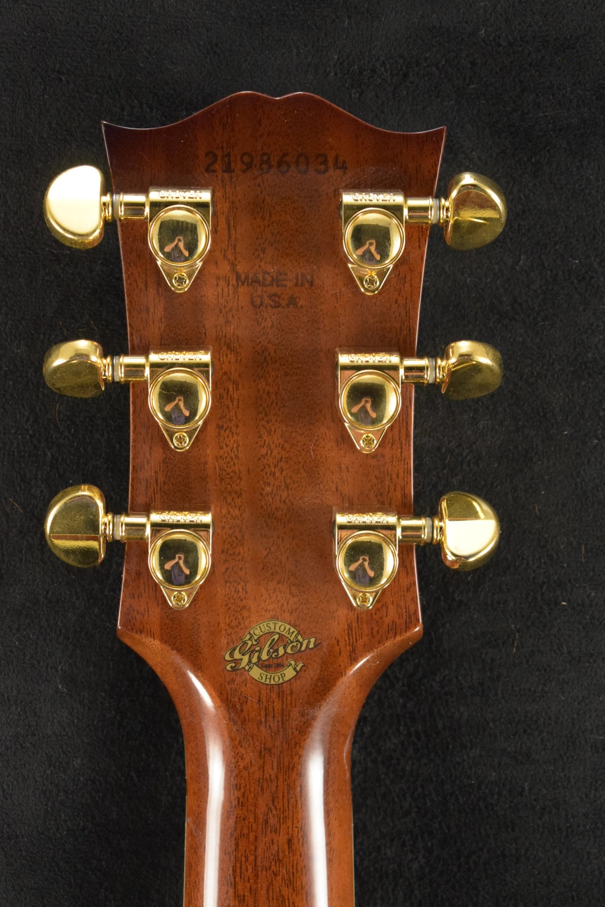 Gibson Custom SJ-200 Elegant Koa Honey Burst
