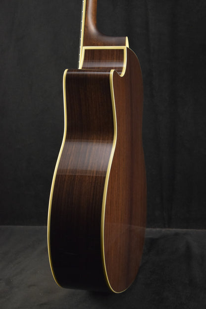 Eastman AC422CE Acoustic-Electric Grand Auditorium Natural Truetone Gloss