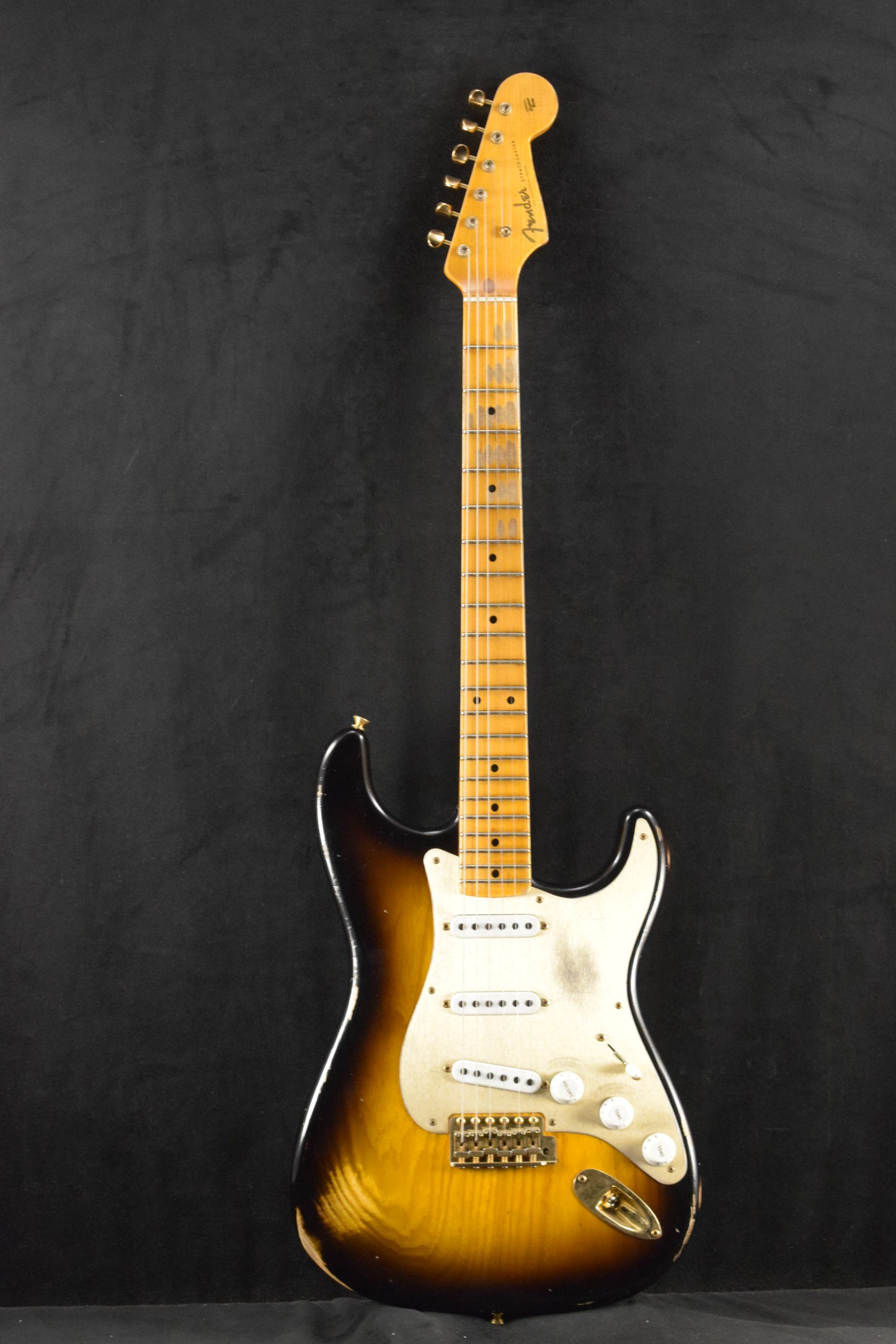Fender Custom Shop '55 Stratocaster Relic Wide Fade 2-Color Sunburst Gold Hardware