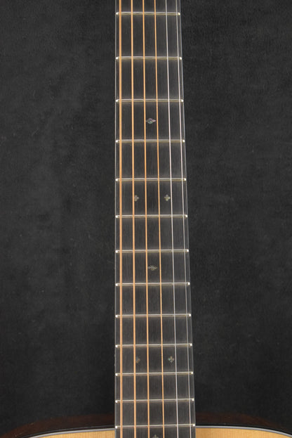 Martin Custom Shop OM Orchestra Model Sitka Spruce VTS Quilted Pommele Sapele Natural