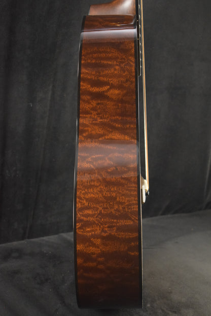 Martin Custom Shop OM Orchestra Model Sitka Spruce VTS Quilted Pommele Sapele Natural