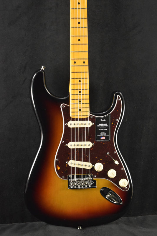 Fender American Professional Stratocaster 3-Color Sunburst Maple Fingerboard