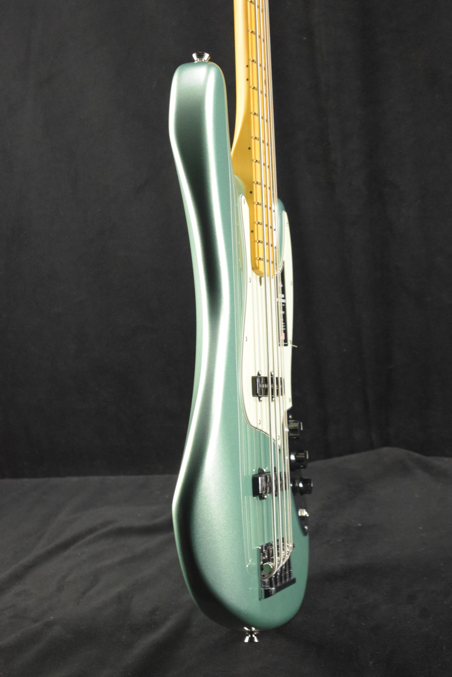 Fender American Professional II Jazz Bass V Maple Fingerboard Mystic Surf Green