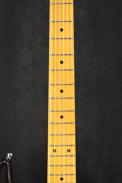 Fender American Professional Stratocaster 3-Color Sunburst Maple Fingerboard