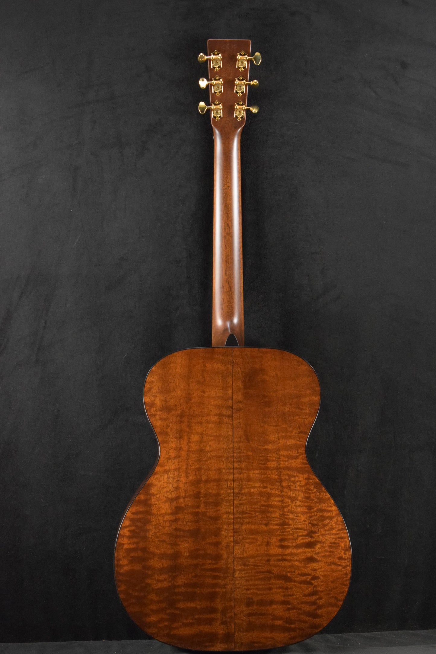 Martin Custom Shop OM Orchestra Model Sitka Spruce VTS Quilted Pommele Sapele Natural