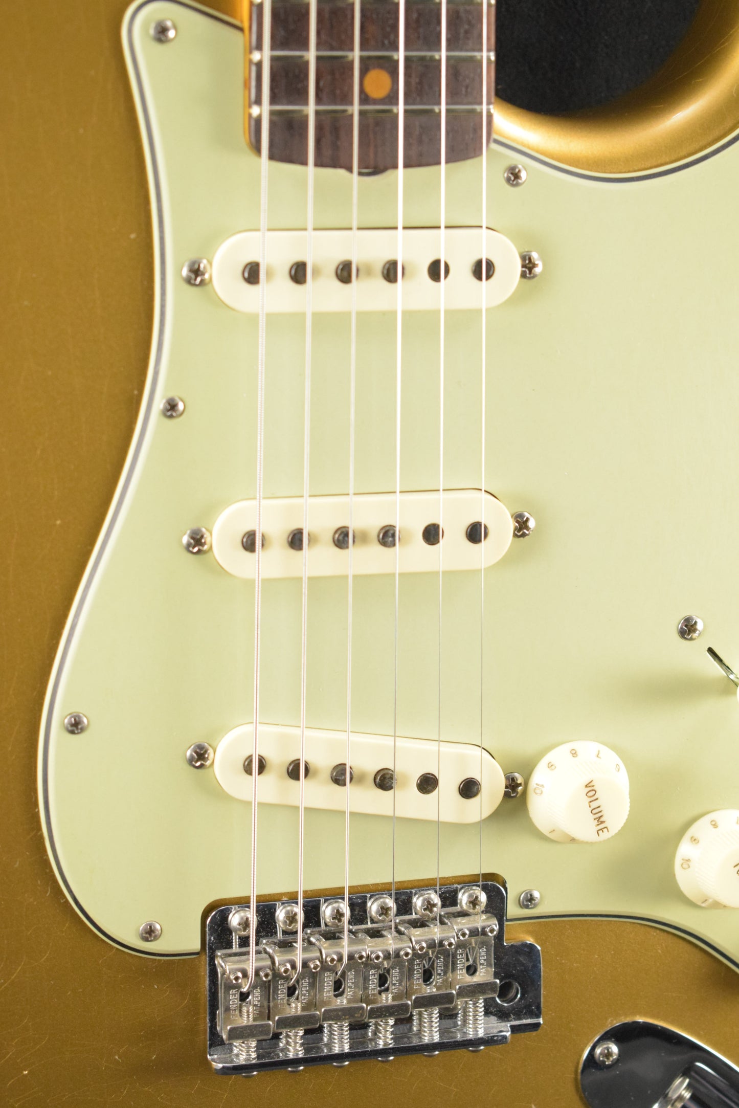 Fender Custom Shop Late '62 Strat - Aged Aztec Gold Relic with Closet Classic Hardware