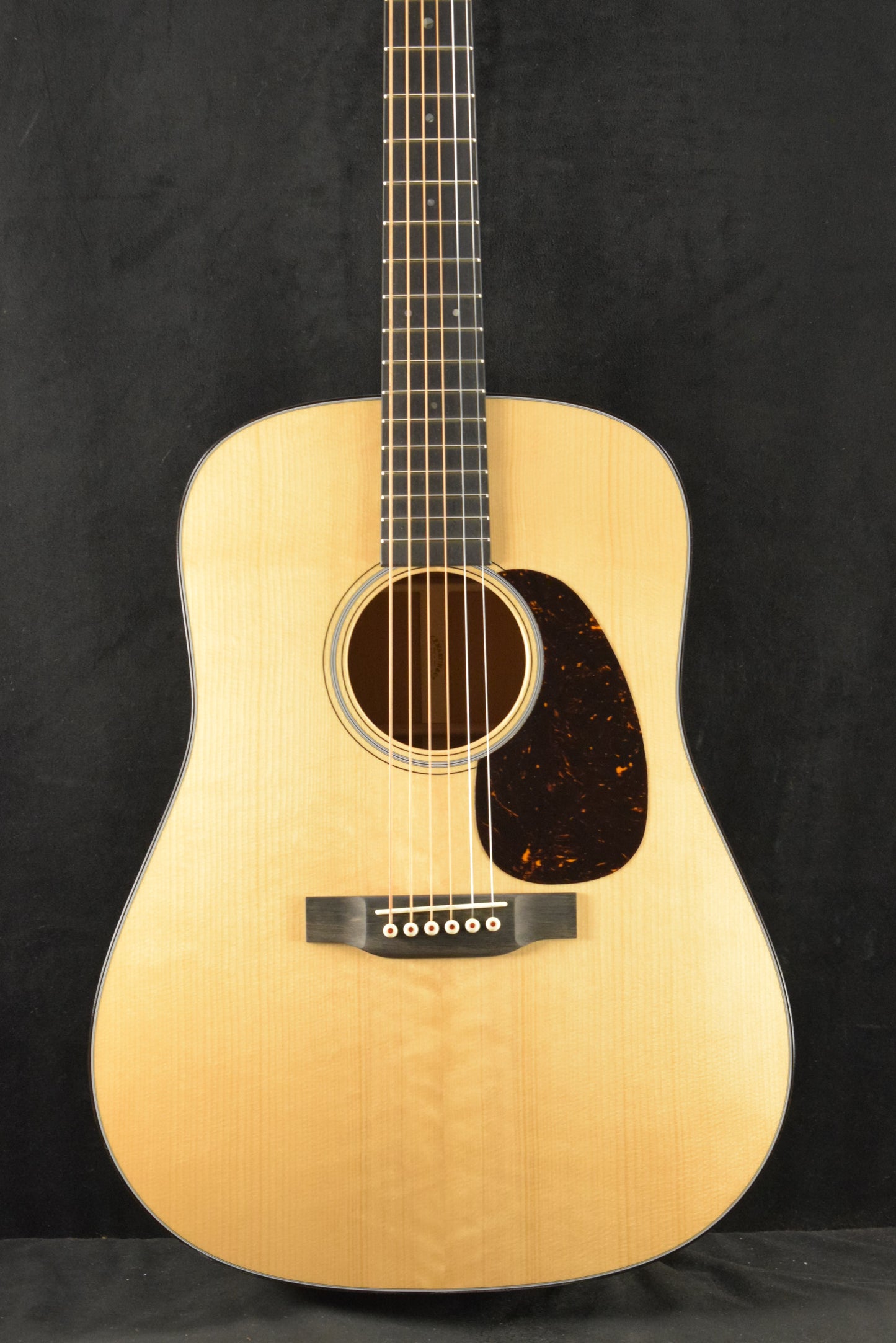 Martin Custom Shop Dreadnought Adirondack Spruce VTS Mahogany Natural