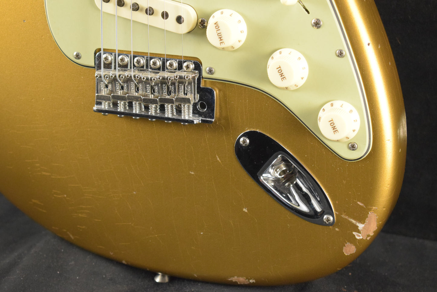 Fender Custom Shop Late '62 Strat - Aged Aztec Gold Relic with Closet Classic Hardware