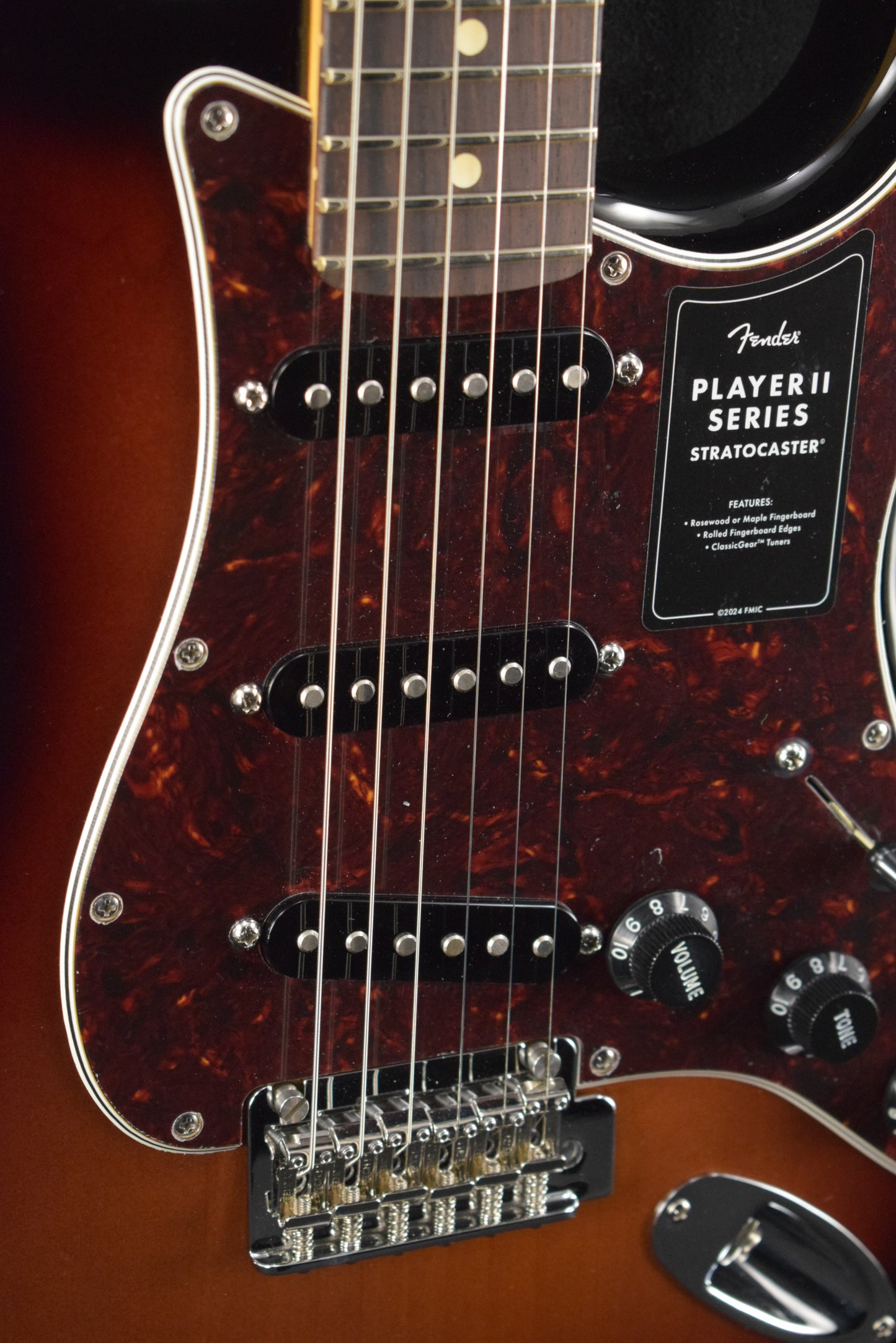 Fender FSR Player II Stratocaster 3-Color Sunburst Rosewood Fretboard