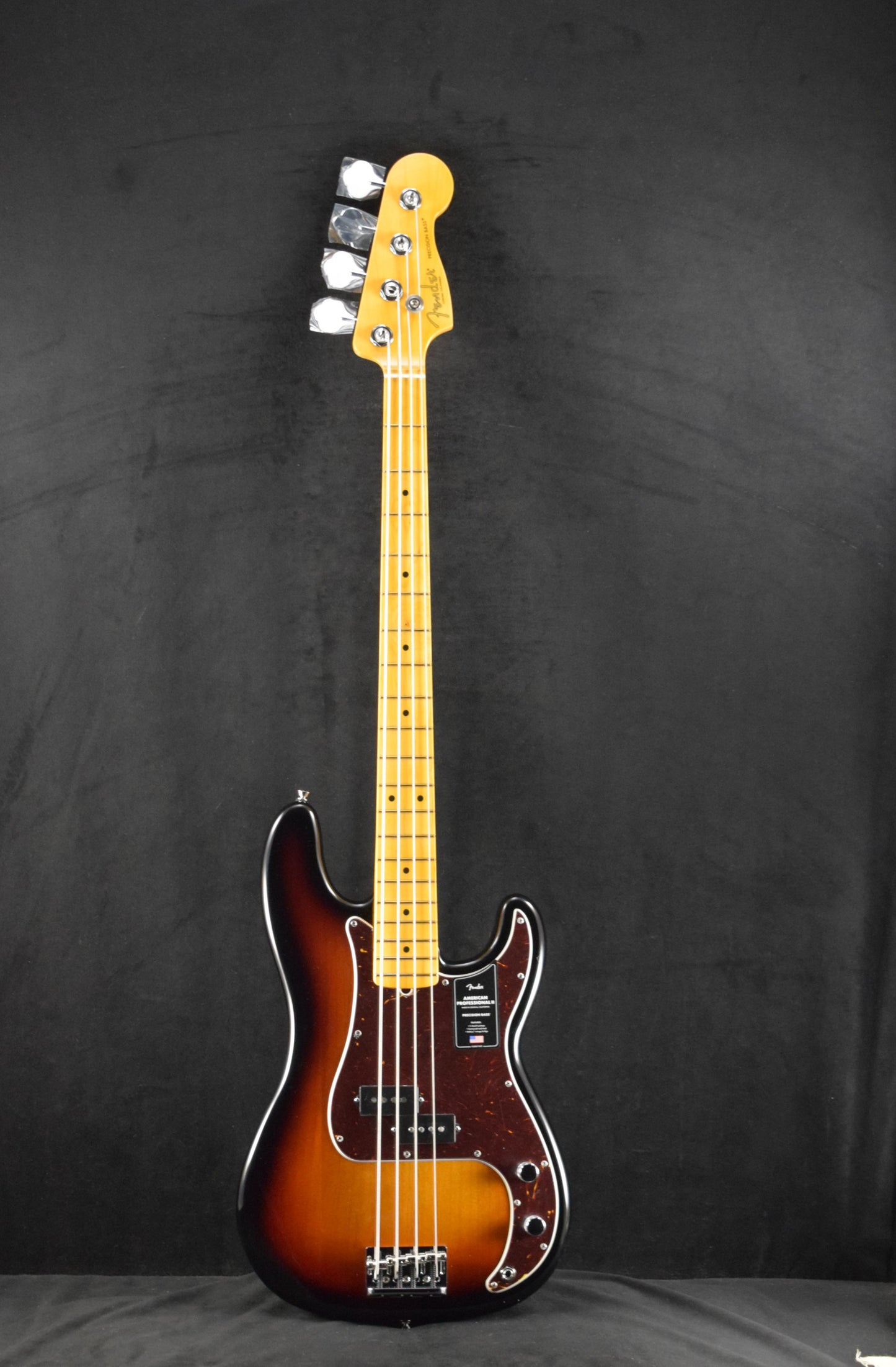Fender American Professional II Precision Bass Maple Fingerboard 3-Color Sunburst