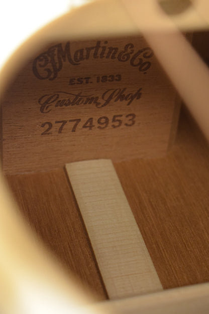 Martin Custom Shop Dreadnought Adirondack Spruce VTS Mahogany Natural