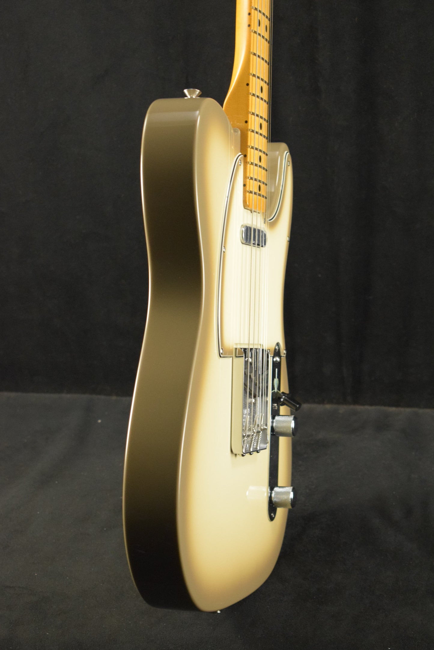 Fender Limited Edition Vintera II '60s Telecaster Maple Neck Antigua