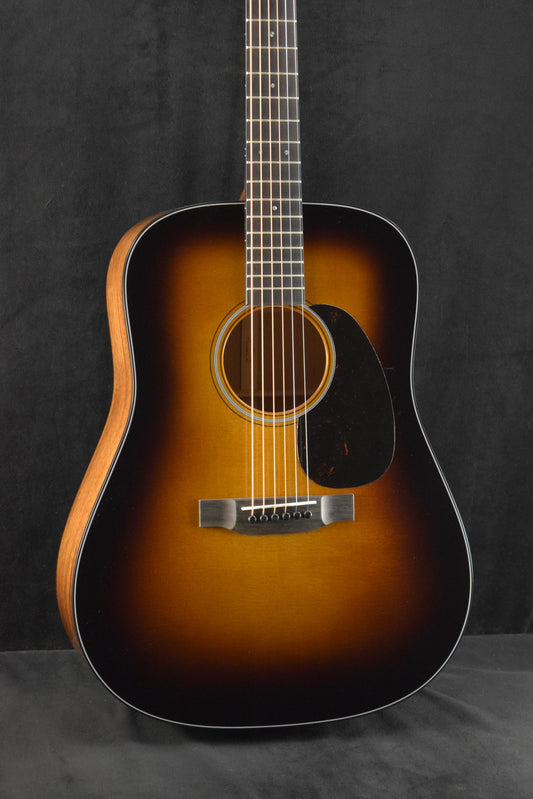 Martin D-18 Gloss 1935 Sunburst